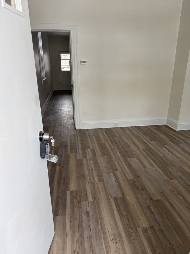 Photo - 532 Vermont Ave House