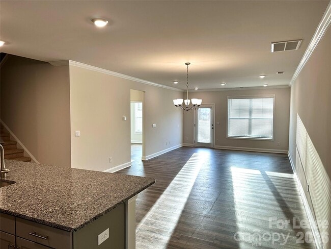 Foto del edificio - 4158 Steel Wy