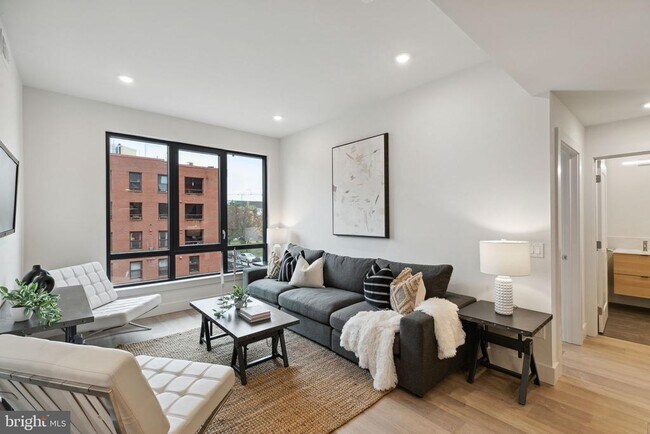Foto del edificio - 211 Vine St