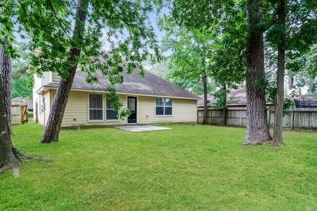 Foto del edificio - 12710 Brightwood Dr