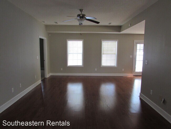Building Photo - 2 br, 2 bath House - 840 Sliding Rock