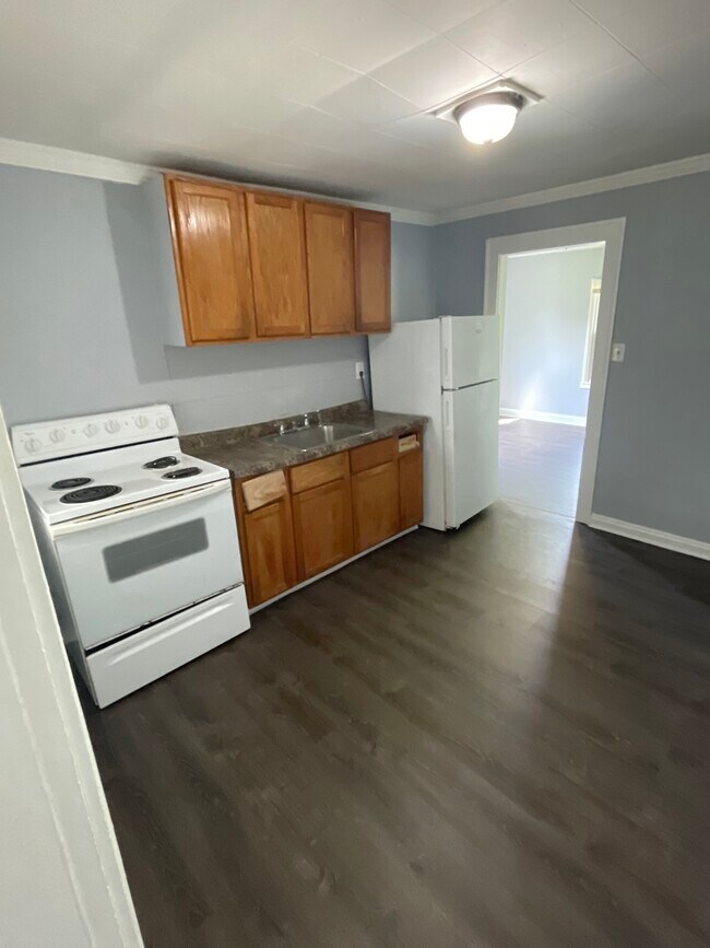 Foto del edificio - 2373 N Oxford St