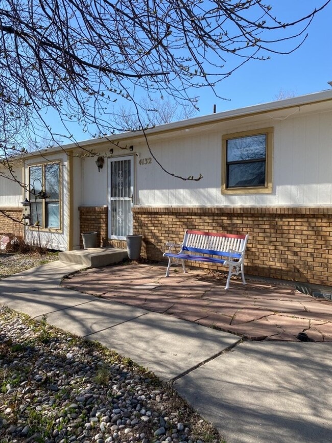 Building Photo - 3 Bed 2 Bath Ranch in Wellington with Easy...