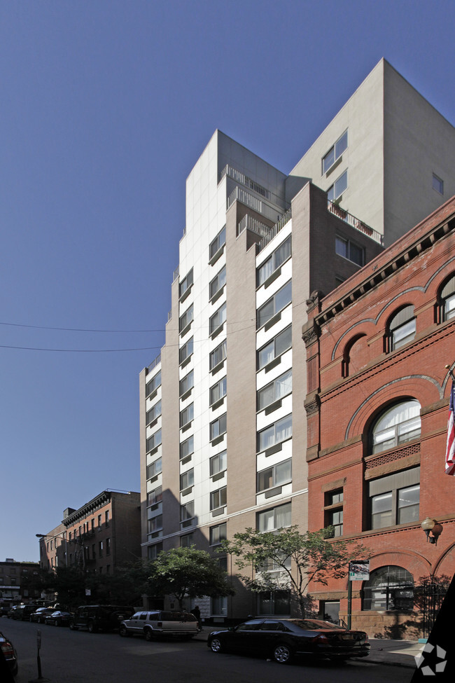 Primary Photo - Schermerhorn Court Apartments
