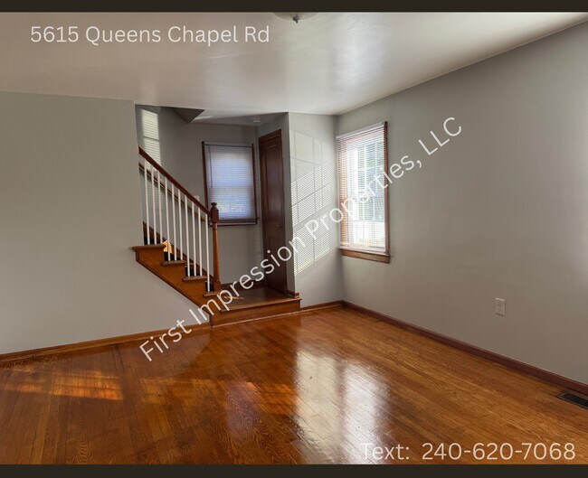 Foto del edificio - 5615 Queens Chapel Rd