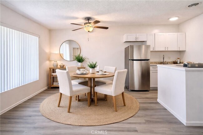 Foto del edificio - 1820 W Sallie Ln