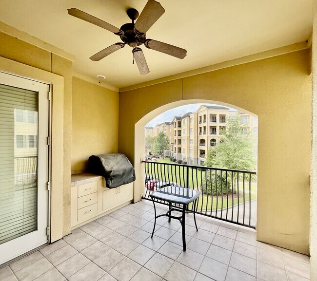 Balcony - 998 Stanford Ave