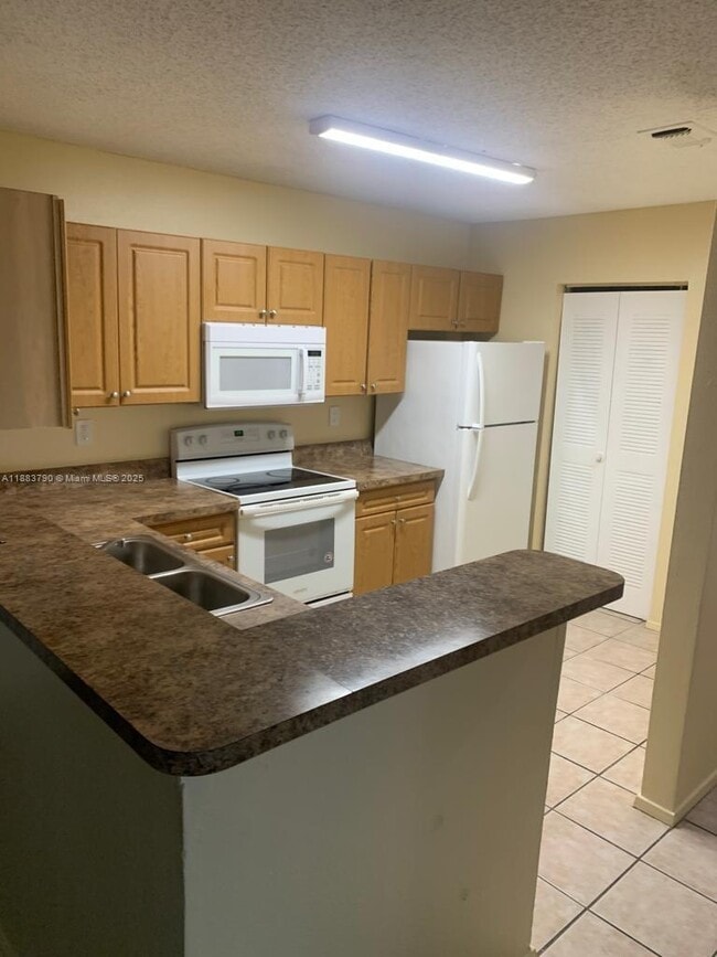 Foto del edificio - 11205 W Atlantic Blvd