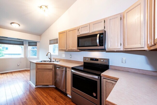 Foto del edificio - 12105 Woodchase Cir