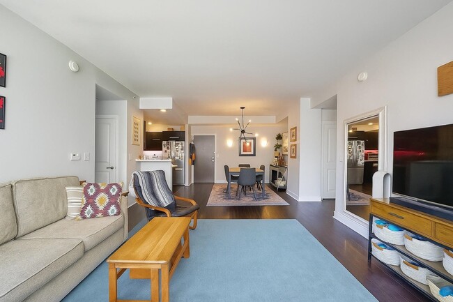 Building Photo - 1450 Washington St