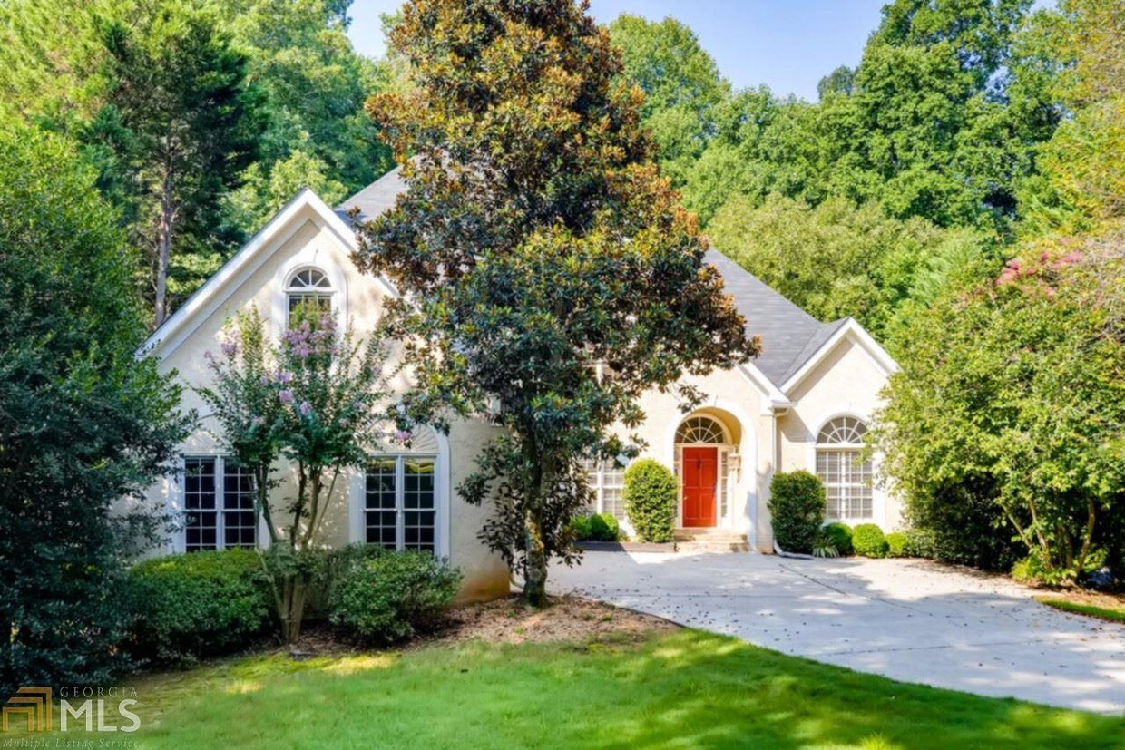 12195 Wildwood Springs Dr, Roswell, GA 30075 House Rental in Roswell