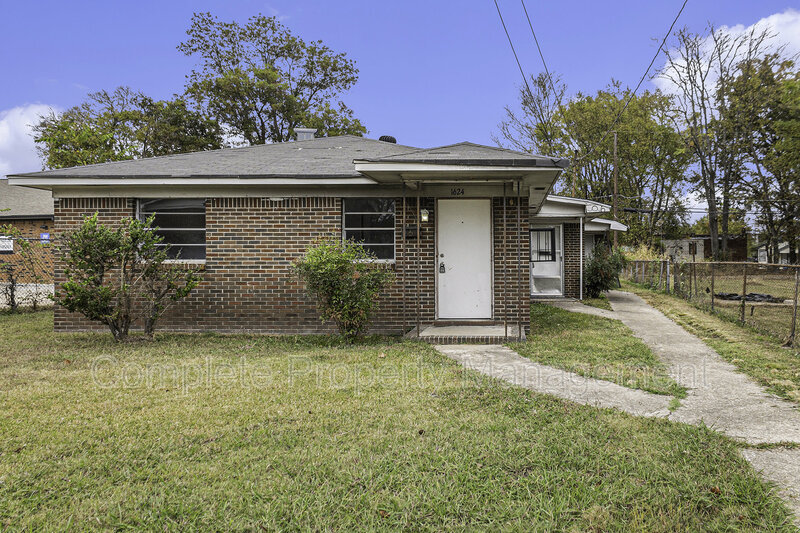 Foto principal - 1624 19th St Ensley