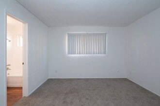 Interior Photo - Aztec Pacific Apartments