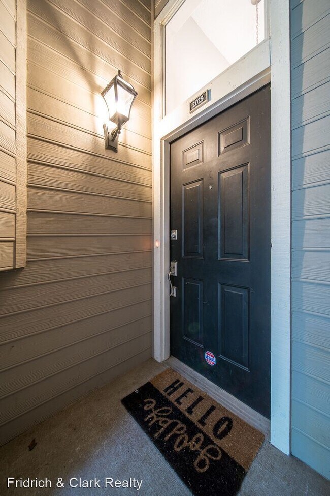 Foto del edificio - 1 br, 1 bath House - 2025 Stokes Lane
