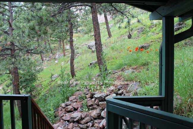 Building Photo - 4932 Little Cub Creek Rd