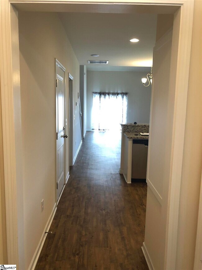 Foto del edificio - 432 N Ivestor Ct