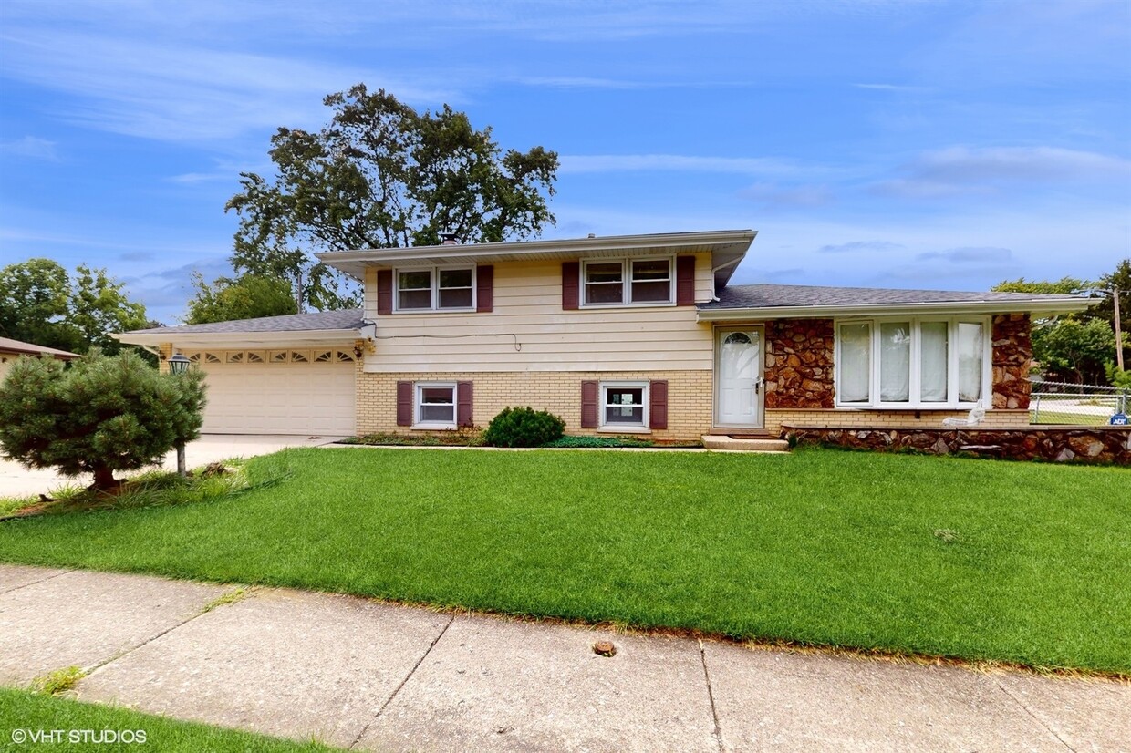 Primary Photo - 8029 W 90th St