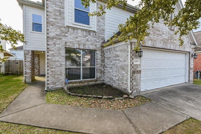 Building Photo - 1130 Pecan Green Way