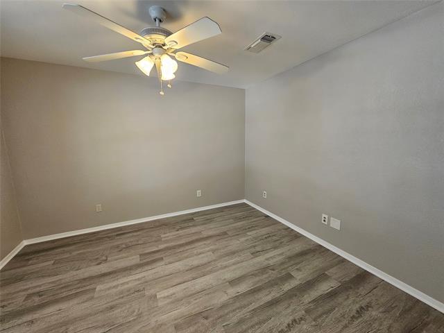 Building Photo - 609 Canyon Ridge Dr