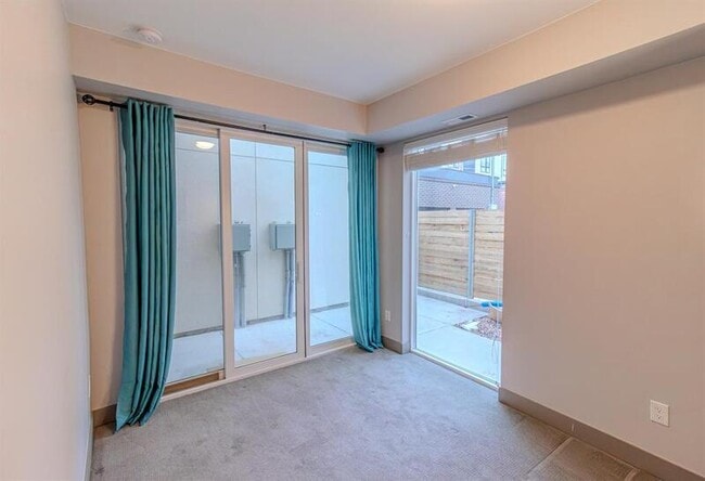 Building Photo - 1571 King St