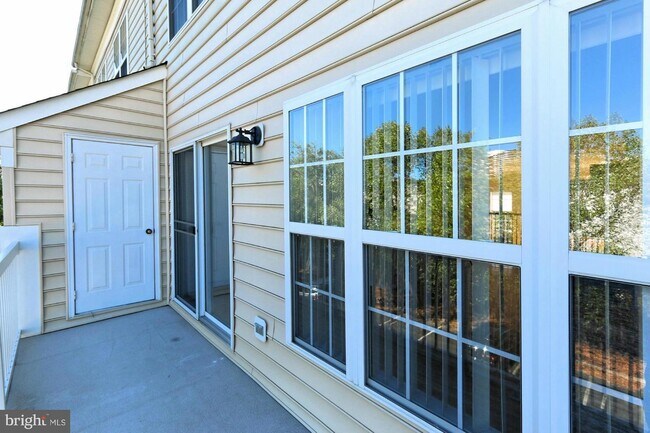 Foto del edificio - 505 Cameron Station Blvd