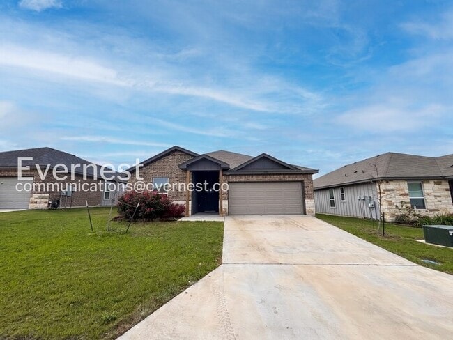 Building Photo - 605 Old Glory Rd