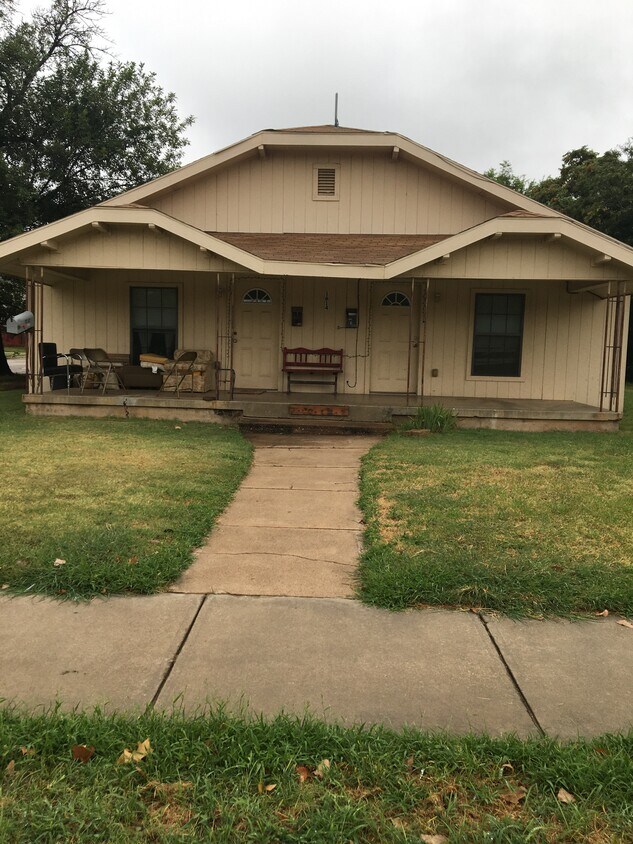 Foto principal - 1614 Kemp Blvd