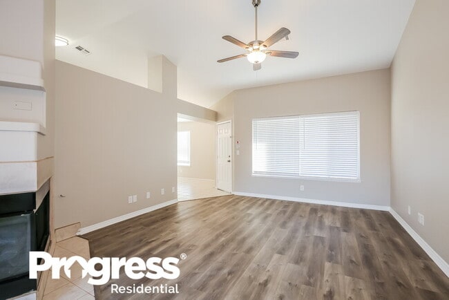 Foto del edificio - 4409 Ocean Breeze Ave
