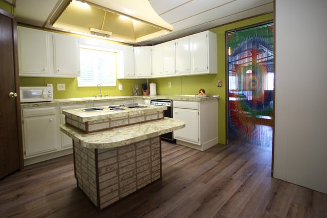 Building Photo - 49 Billman Ln