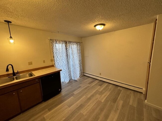 Building Photo - 207 Terrace Ave