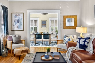 Building Photo - 3321 W San Juan St