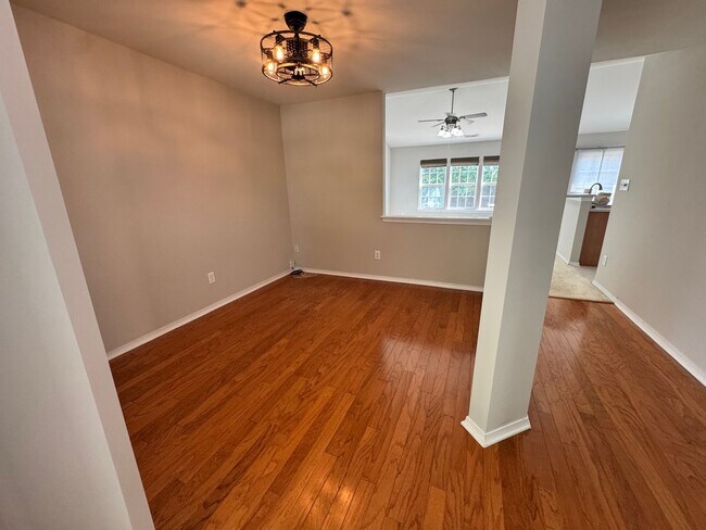 Building Photo - 5337 Thunderidge Drive