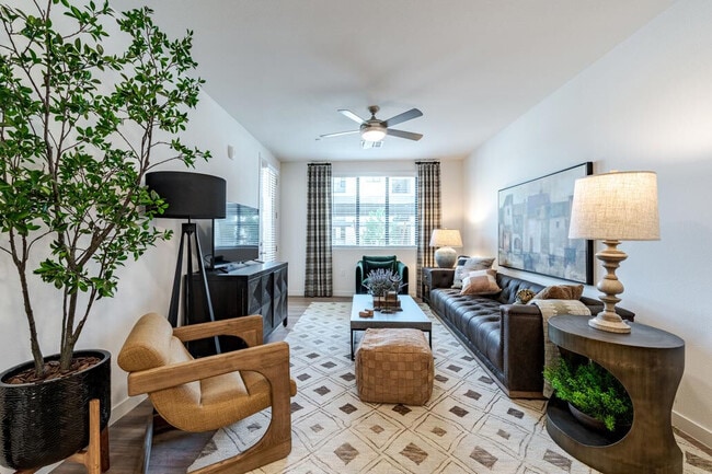 Solara Vista apartments — community photo - Solara Vista