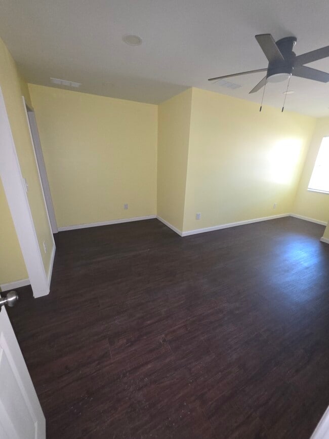 Foto del edificio - 1120 Brookstone Rd