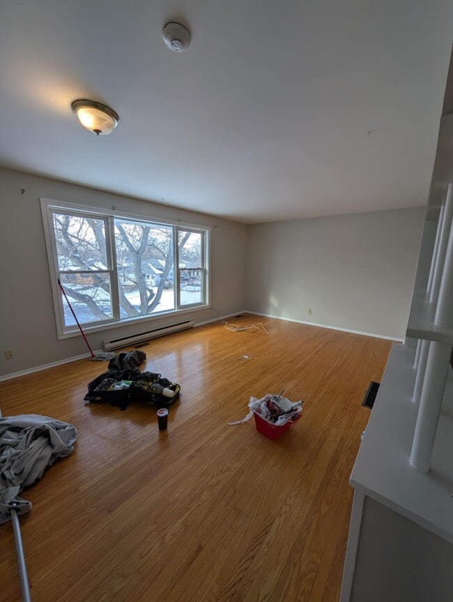 Building Photo - 168 First Av