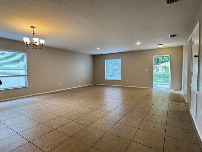 Building Photo - 13807 Fareham Rd