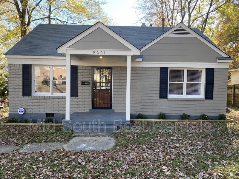 Primary Photo - 2221 Carnes Ave