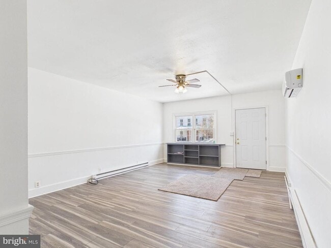 Foto del edificio - 629 Virginia Ave