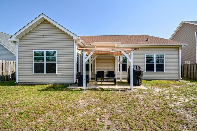 Building Photo - Oyster Landing 3 BR Home