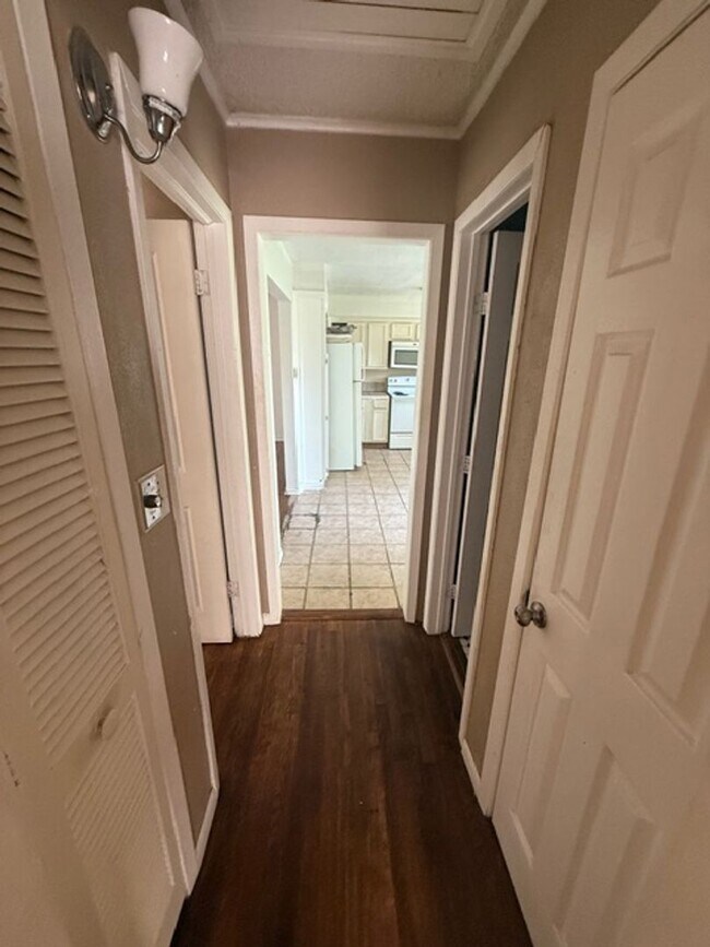 Foto del edificio - Coming Soon - Section 8 Friendly - Updated 3 Bedroom Home