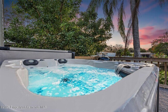 Building Photo - 6901 Richard Dr