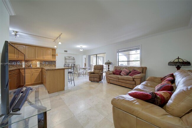 Building Photo - 9285 SW 125th Ave # 409U