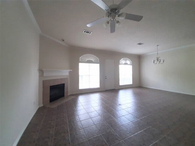 Foto del edificio - 12755 Mill Ridge Dr