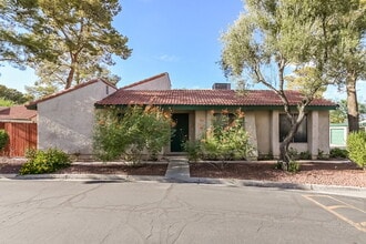 Building Photo - 763 Heritage Vista Ave