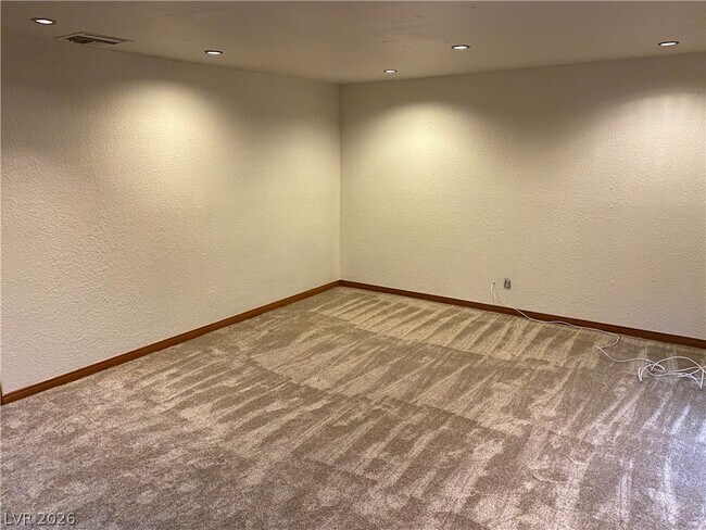 Foto del edificio - 2901 Burton Ave