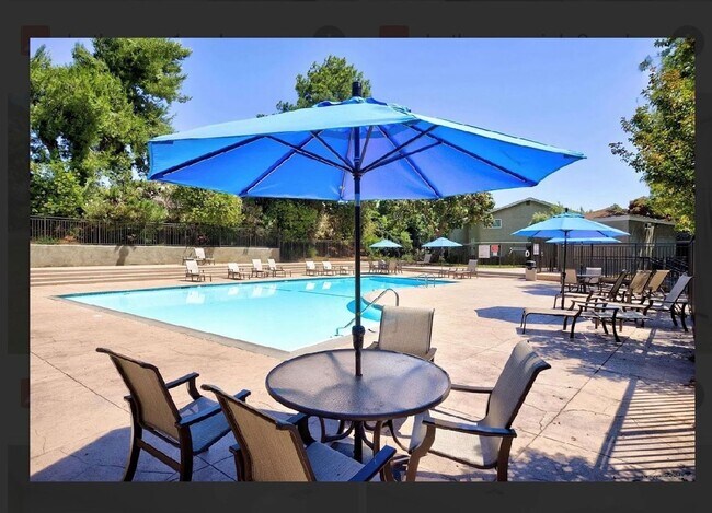 Building Photo - Beautifully Updated UTC Home with 2 Master Suites!