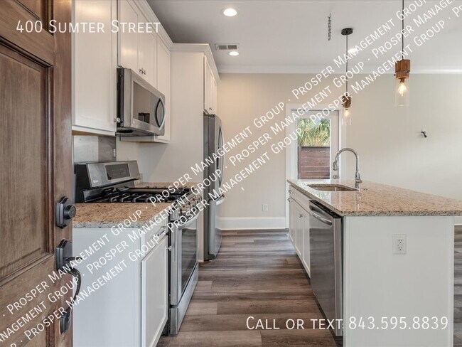 Building Photo - Charming 2 Bedroom Charleston Home with Mo...