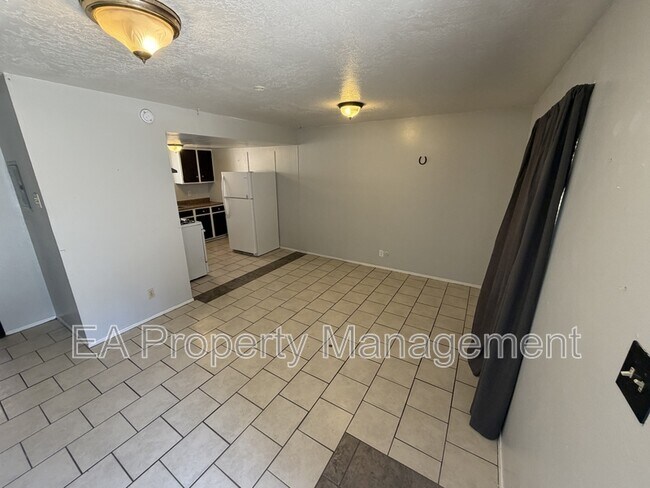 Foto del edificio - 117 40th St NW