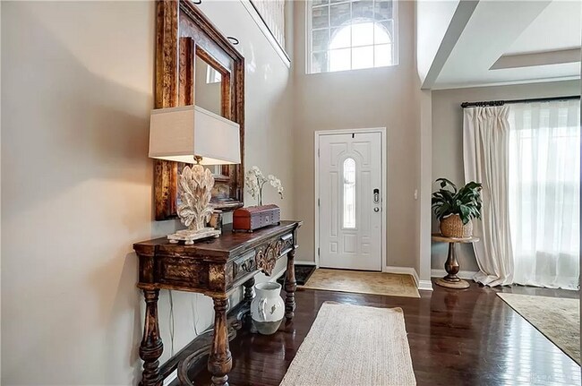 Building Photo - Charming 4 beds 5 bath in Centerville!