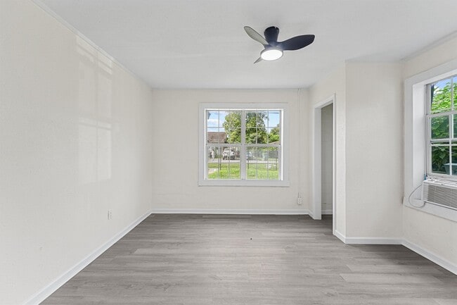 Building Photo - 4715 Engleford St